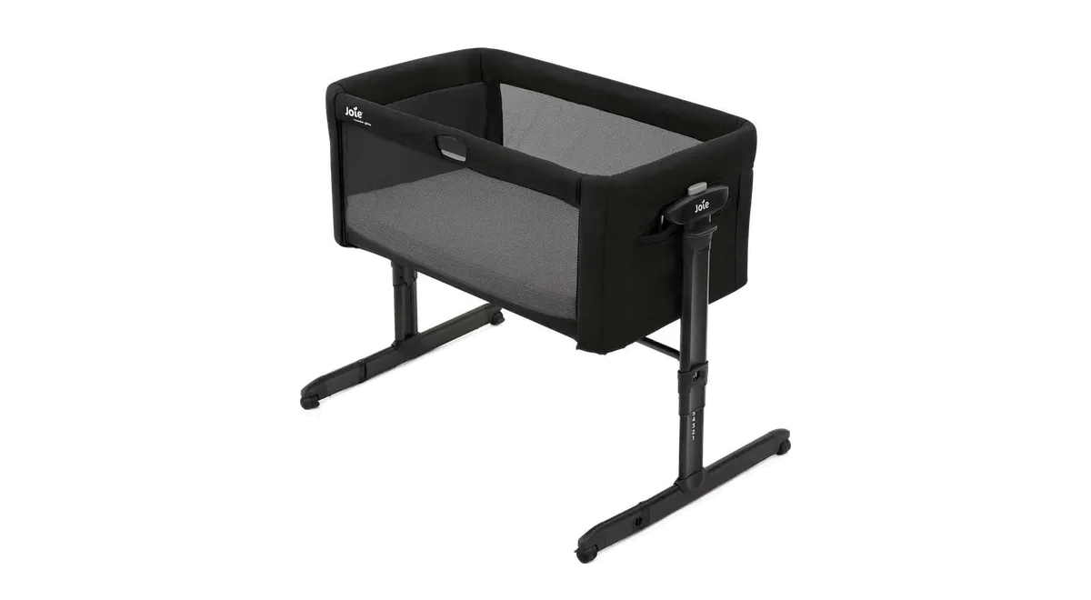 Joie Roomie Glide Bedside Crib Shale fra BabySam