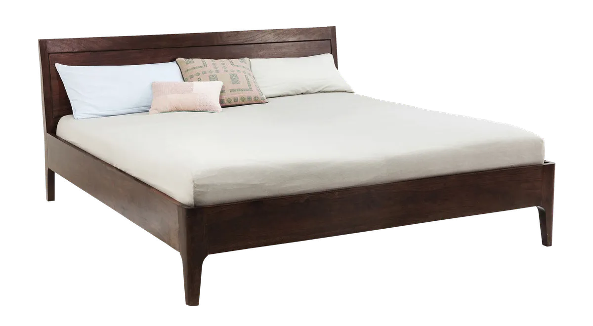 KARE DESIGN Brooklyn Walnut sengeramme valnøddebrunt sheeshamtræ fra Boboonline.dk, brun